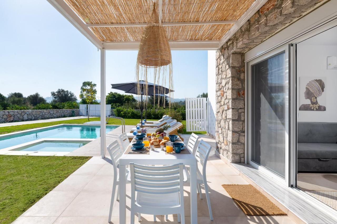 Ossiano Pool Villas,heating Pool, 2 Min Drive To & 10 Min To Lindos Villa *