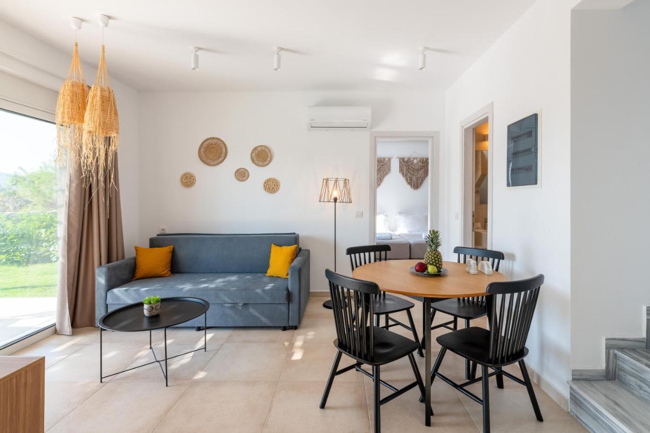 Ossiano Pool Villas,heating Pool, 2 Min Drive To & 10 Min To Lindos *