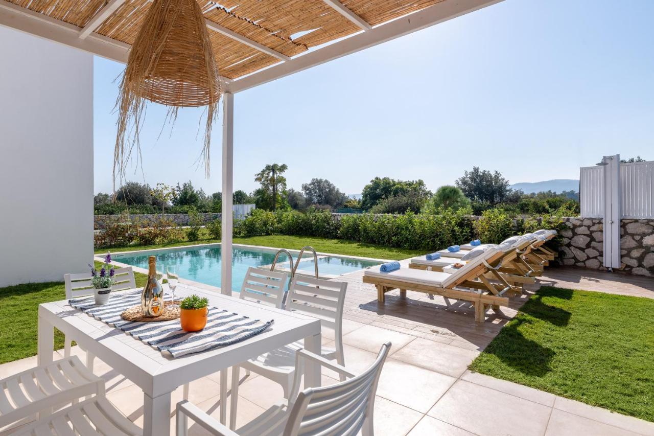 Ossiano Pool Villas,heating Pool, 2 Min Drive To & 10 Min To Lindos Villa *